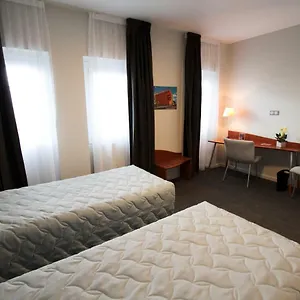 Hotel Centre Jean Bosco, Lyon